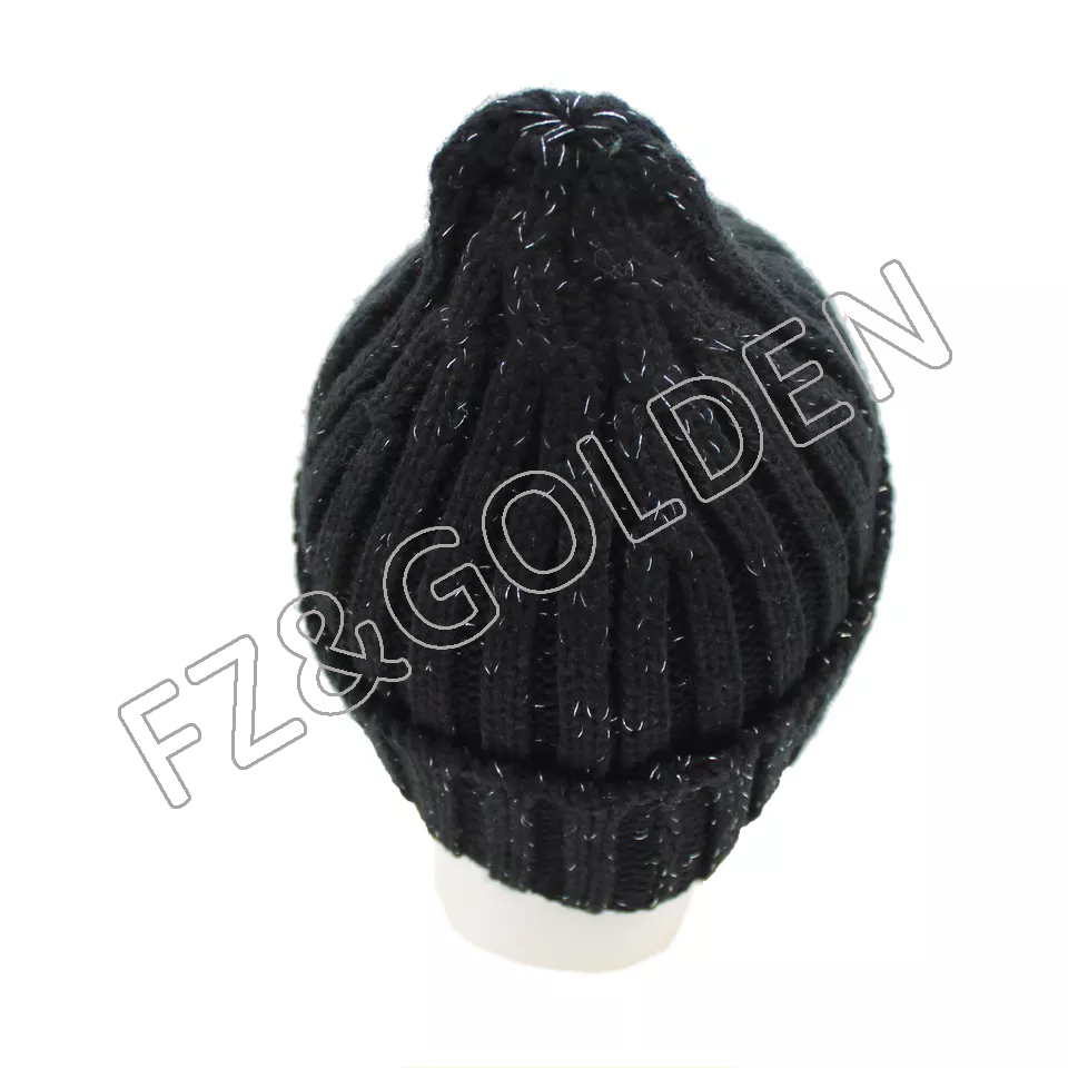 China Pom Beanie Manufacturers -
Visibility safe protection luxury knitted toque sports glow in dark reflective beanie hat for night - FUZHI