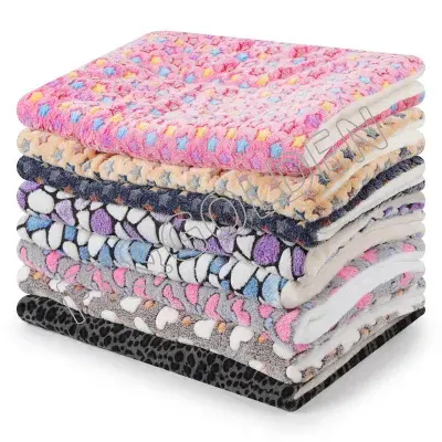 Discount Wool Blanket Manufacturer –
Comfortable Warm Sleeping Pet Fleece Blanket – FUZHI