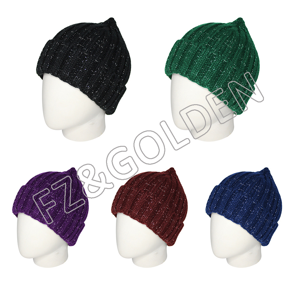 China Pom Beanie Manufacturers -
Visibility safe protection luxury knitted toque sports glow in dark reflective beanie hat for night - FUZHI